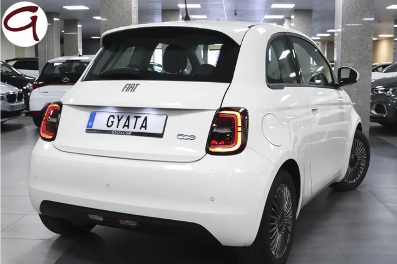 Fiat e 500 coche compacto eléctrico