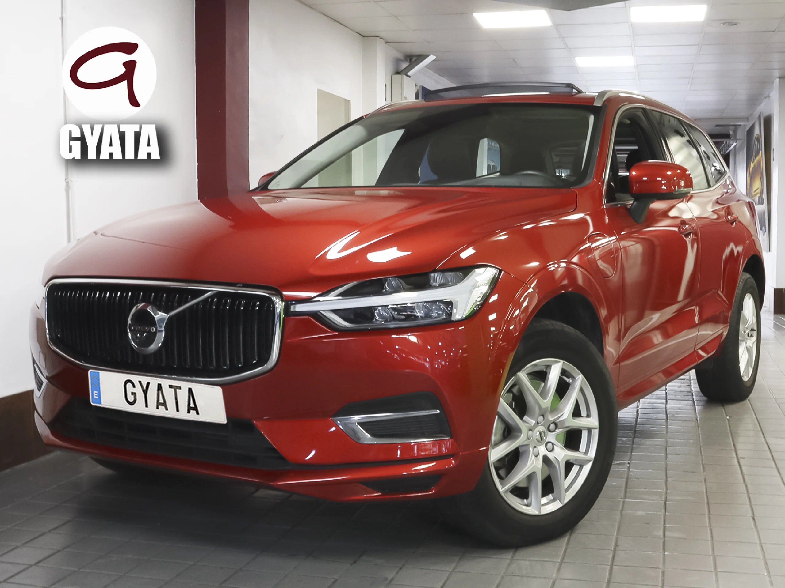 Volvo XC60 2.0 T8 Business Plus AWD Auto 287 kW (390 CV) - Foto 1